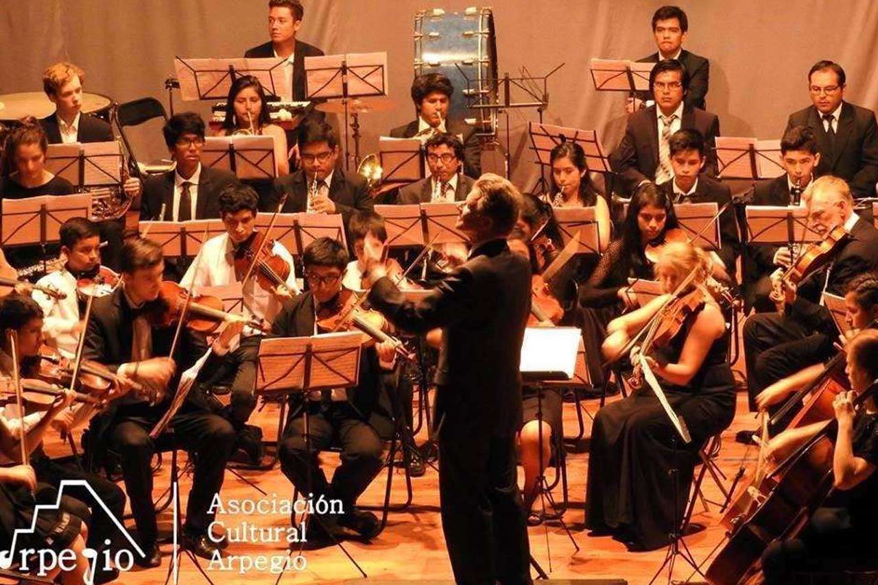 ORQUESTA DE BARRO - G. MAHLER SINFONÍA n.º 4